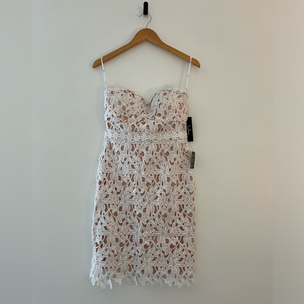 White Lace Strapless Bridal Mini Dress